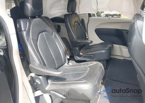 2019 Chrysler Pacifica Touring L из США, поврежденный, VIN 2C4RC1BG3KR650786